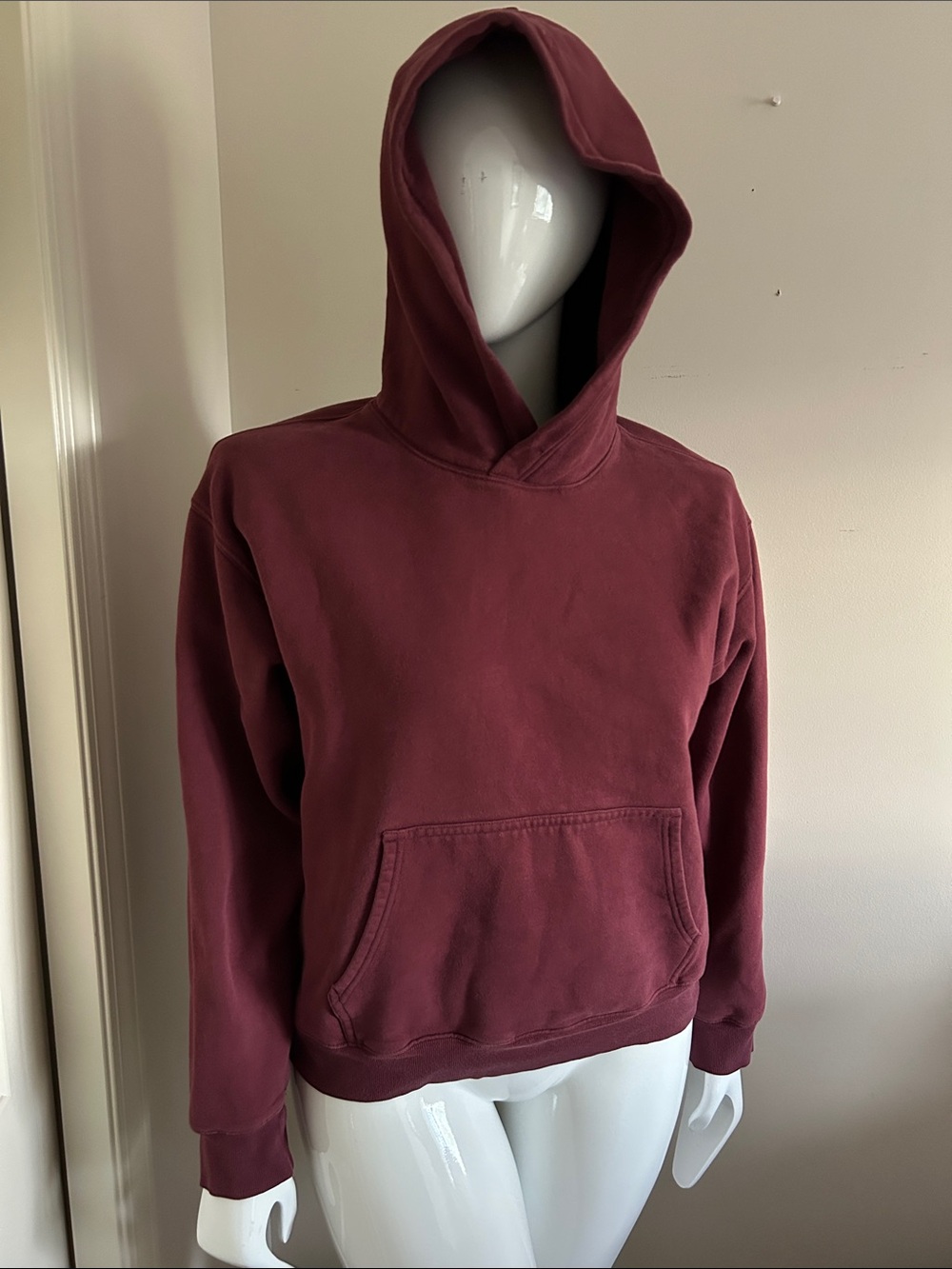 Aritzia Sweatfleece Burgundy Pullover Hoodie, Size XL